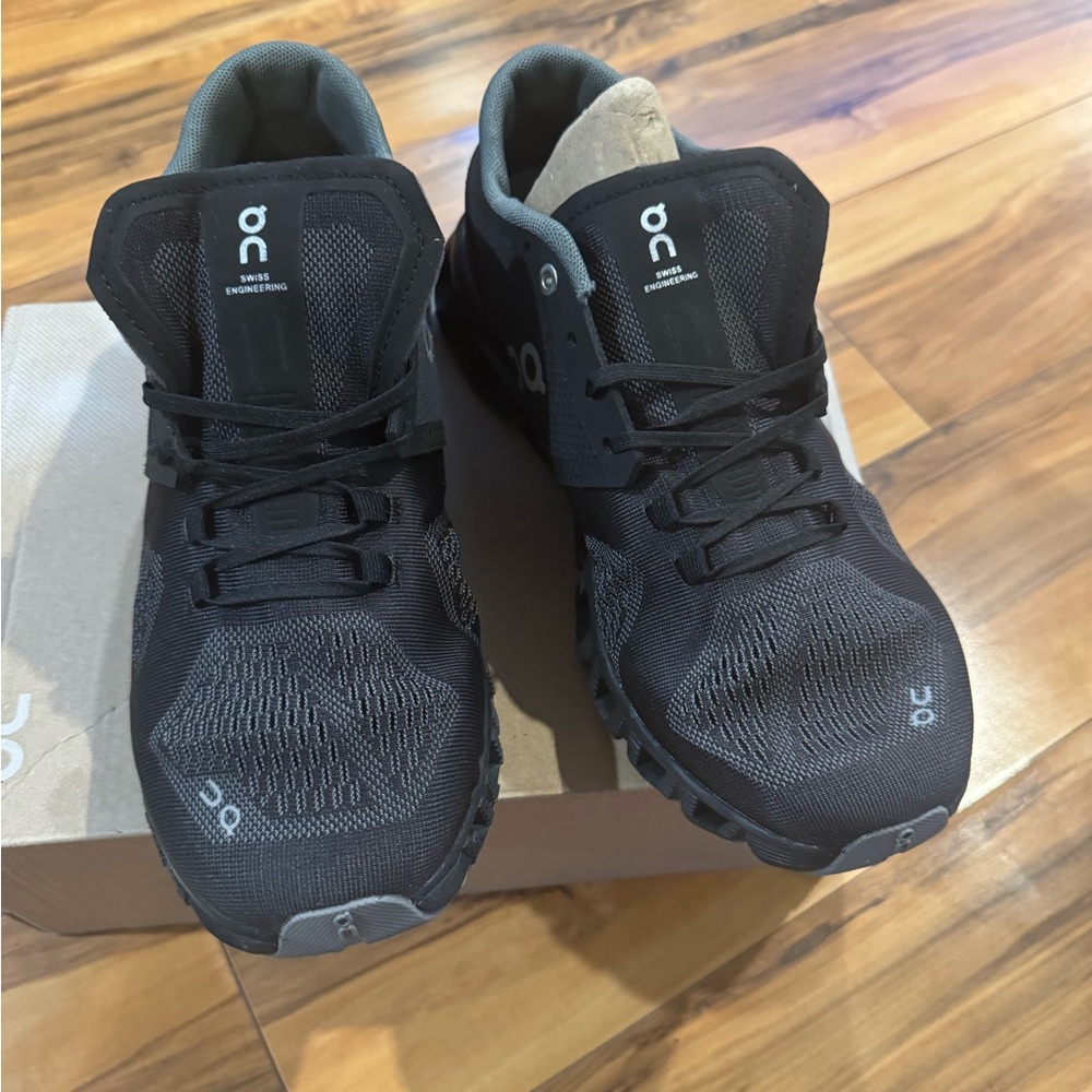 On running - Picture 3 of 6